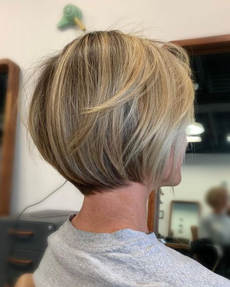 40 Up-To-Date Inverted Bob With Bangs Hairstyles Medium Length Inverted Bob, Bob Hairstyles Inverted, Layered Short Bob, Short Bob Cut, Short Hairstyles For Older Women, Inverted Long Bob, Texture Layers, Inverted Bob Haircuts, Line Bob Haircut