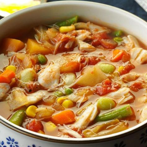 Crab Soup Recipe, Maryland Crab Soup, Crab Soup Recipes, Holiday Soups, Maryland Crabs, Crab Soup, Cabbage Soup Recipes, Best Soup Recipes, Fall Soups