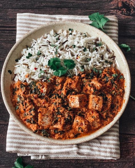 10 Vegan Nigerian Recipes You Need to Try - Best of Vegan Vegan Nigerian Food, Vegan Egusi, African Vegan Recipes, Vegan African Recipes, Yams Recipe, Melon Seeds, African Foods, Nigerian Recipes, African Dishes