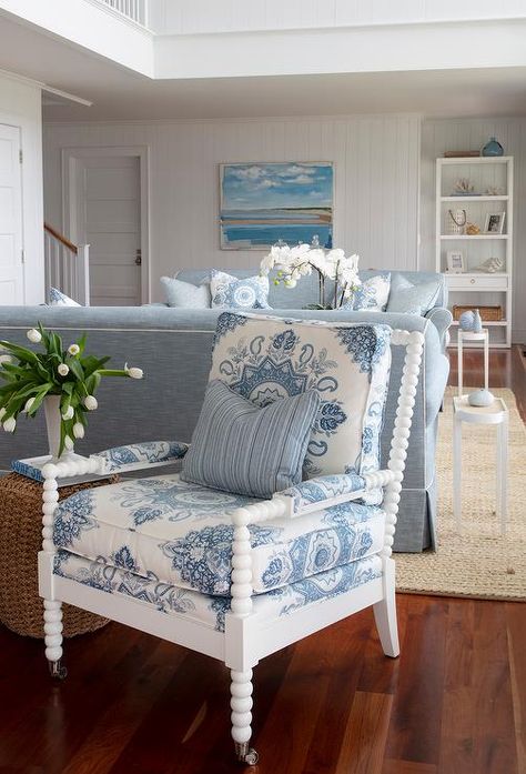 Blue And White Living Room, House Elements, Cottage Shabby Chic, Interior Bathroom, Interior Luxury, Blue White Decor, Cottage Living Rooms, Interior Pictures, Decor Themes