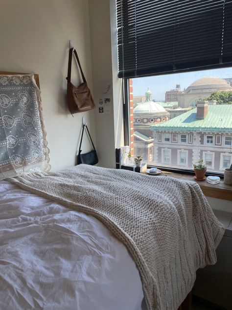 barnard college, columbia university Columbia Dorm Room, Barnard College Dorm, Barnard College Aesthetic, Columbia Dorm, Columbia University Dorm, Columbia University Aesthetic, Yale Dorm, Columbia Uni, Nyc Apartment Aesthetic