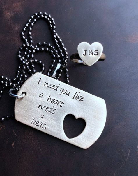 Best & Cute Christmas Gift Ideas For Boyfriend Couples Matching Jewelry, Anniversary Gift Ideas For Him, Boyfriend Necklace, Matching Couple Gifts, Bf Gifts, Christmas Gifts For Couples, Cute Couple Gifts, Relationship Gifts, Dog Christmas Gifts