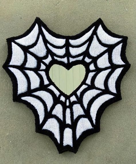 Groovy Rugs, Rug Tuft, Tufted Mirror, Heart Spider Web, Loner Life, Heart Spider, Tuft Rug, Tufting Rugs, Rug Tufting