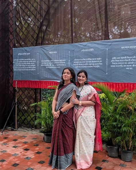 Our lovely patron, Manvi , radiates grace in this stunning Handwoven Bengal Cotton saree. The delicate weave and timeless charm of Bengal Cotton perfectly complement her effortless style. Thank you for choosing Pathi Silks for your special look! Discover the elegance of Bengal Cotton at Pathi Silks, Richmond Road, Bengaluru, or shop via video call or WhatsApp. #PathiSilks #BengalCottonSaree #PatronLove #HandwovenElegance #BengalWeaves #ShopNow #RichmondRoad #Bengaluru Bengal Cotton Sarees, Cotton Sarees, Video Call, Traditional Sarees, Cotton Saree, Effortless Style, Hand Weaving, Shop Now, Saree