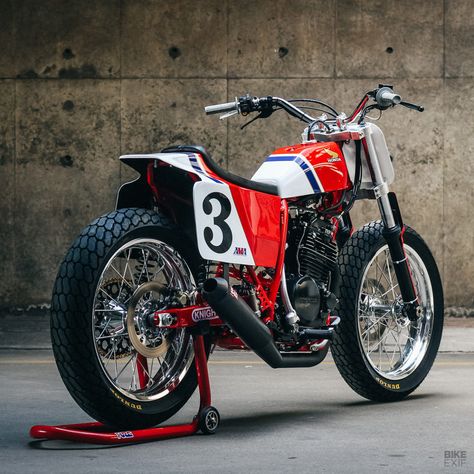 Honda RS600 replica flat track bike, built for the Stofskop race in South Africa Honda Dominator, Flat Track Racing, Flat Track Motorcycle, Tracker Motorcycle, Flat Tracker, Best Car Insurance, Bike Exif, Scrambler Motorcycle, Street Tracker