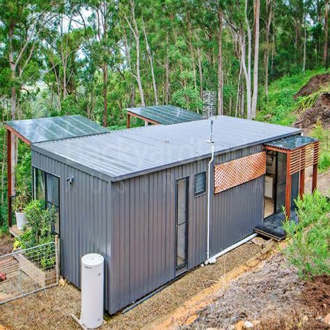 Iron Sheet House Ideas, Iron Sheet House Design, Living Container, Small House Exteriors, Glamping Ideas, Gum Trees, Backyard Seating Area, Mig 29, Creativity Ideas