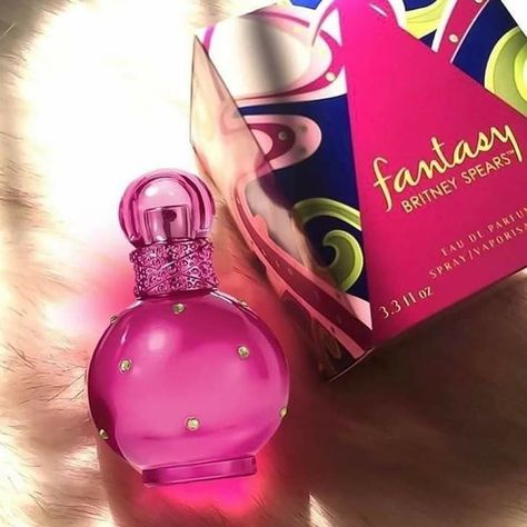 Britney Spears Fantasy Perfume, Britney Spears Perfume, Spears Fantasy, Fantasy Perfume, Britney Spears Fantasy, Kenzo Flower, Perfume Floral, Pink Perfume, Perfume Collection Fragrance