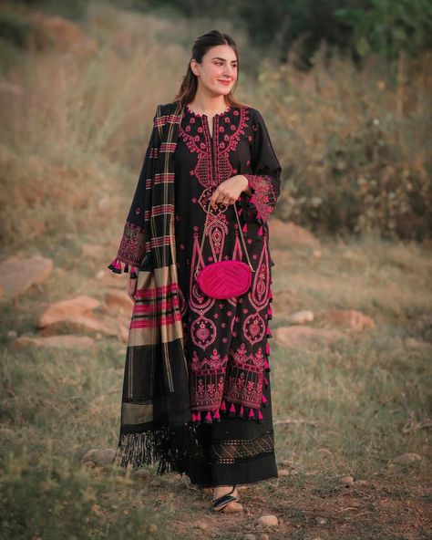 3 Pcs Dress For Women, Lawn Dress Neck Design, Aaniat Khalid, Dress Designs For Girls, Cute Dresses For Party, Womens Trendy Dresses, Long Kurti Designs, Summer Suit, Pakistani Dresses Casual