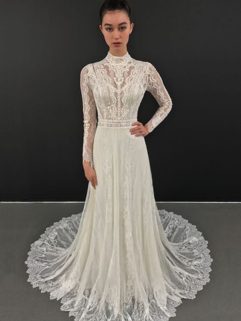 Leonora | Enzoani Enzoani Wedding Dress, 1920s Inspired Dresses, Wedding Day Dresses, Blue By Enzoani, Bridal Wardrobe, Big Wedding Dresses, Lillian West, Stylish Wedding Dresses, Blue Wedding Dresses