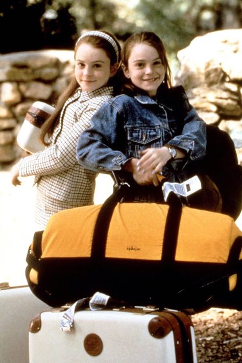 Parent Trap Movie, Trapped Movie, The Parent Trap, Parent Trap, Kartu Valentine, Classic Denim Jacket, Lindsay Lohan, The Twilight Saga, Teen Vogue