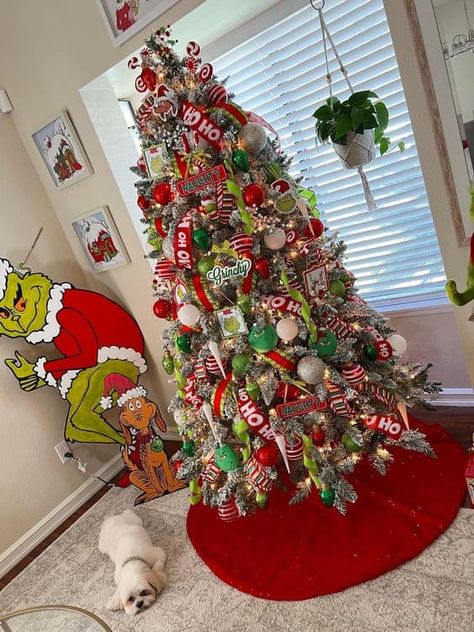 16 Grinch Christmas Tree Decorating Ideas » Lady Decluttered Grinch Colors Christmas Tree, Christmas Tree Grinch Theme, Grinch Inspired Christmas Tree, Simple Grinch Christmas Tree, Grinch Christmas Decorations Trees, Themed Christmas Tree Ideas For Kids, Grinch Mantle Decor, Grinch Themed Christmas Decoration, Grinch Trees Ideas