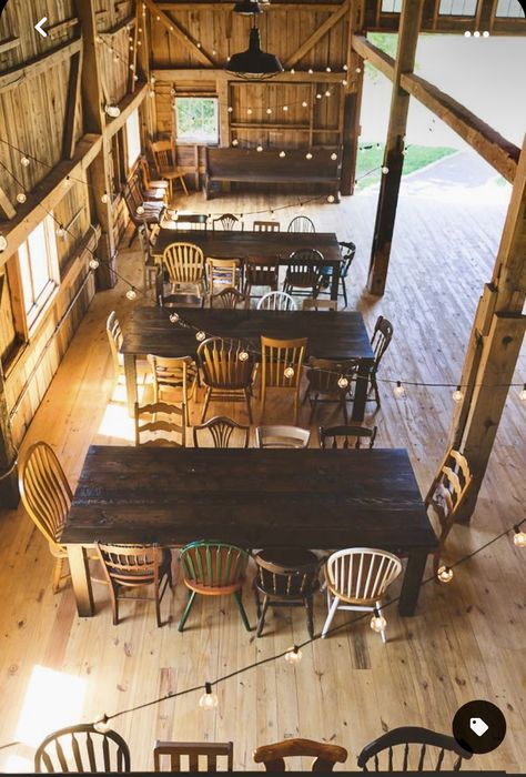 Mismatched Chair Wedding, Cheap Farm Wedding, Farm Venue Ideas, Mismatched Chairs Wedding, Barn Reception Ideas, Small Farm Wedding, Wedding Barn Venue Ideas, Party Barn Interior, Backyard Farm Wedding