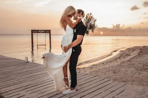 Cruise Elopement, Booze Cruise, Horse Wedding, Island Destinations, Small Braids, Edm Music, Fun Activities To Do, Elopement Ideas, Bridesmaids And Groomsmen