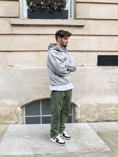 Olive Cargos Outfit Men, Functional Green Cargo Pants For Streetwear, Brown Beanie Outfit, Men’s Cargo Pants Outfit Summer, Green Cargo Pants Outfit Men, Cargo Outfit Men, Military Style Khaki Cargo Pants For Streetwear, Olive Military Cargo Pants For Streetwear, Fat Guy Fashion