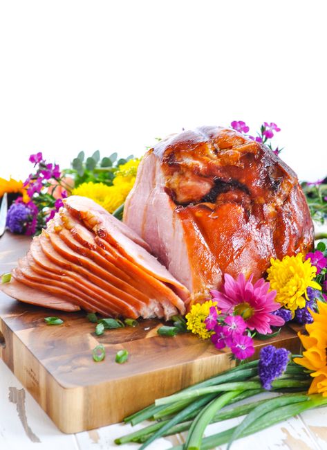 This beautiful Virginia Brown Sugar Baked Ham looks like a fancy holiday meal -- but it only requires 5 ingredients and about 5 minutes of prep! Ham Recipes | Dinner Recipes | Pork #ham #Easter #dinner #TheSeasonedMom Simple Ham Glaze, Christmas Arbor, Baked Ham Glaze, Ham Easter, Virginia Ham, Holiday Ham Recipes, Homemade White Cakes, Classic Southern Recipes, Brown Sugar Recipes