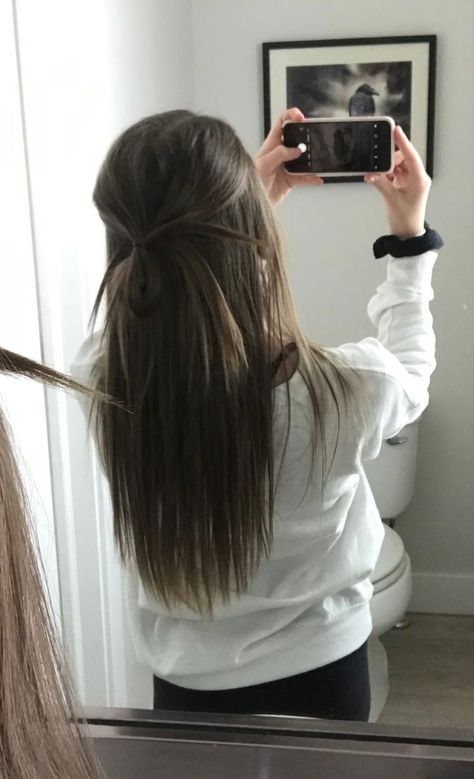 Hairstyle Idea, Vlasové Trendy, Hair Stylies, 짧은 머리, Hair Stylist Life, Easy Hairstyles For Long Hair, Half Up Half Down, Aesthetic Hair, Hair Dos