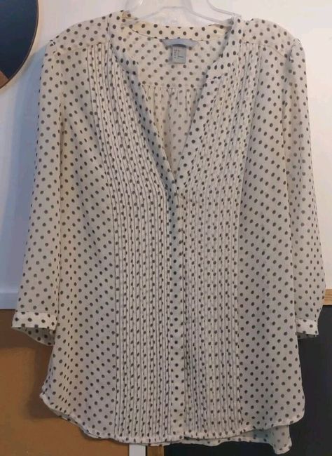 New! H & M Cream Black Polka Dot Sheer Style Button Up Sz 6 was just added to eBay. Check it out! #eBay #eBaySeller https://ebay.us/sDaZy0 H&m Blouse, Polka Dot Pattern, Black Polka Dot, Brands Outlet, Ebay Seller, Womens Clothing Tops, Check It Out, Polka Dot, Polka Dots