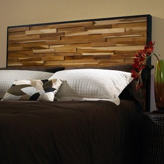 Reclaimed wood headboard Beach Headboard, Headboard Inspiration, Reclaimed Wood Paneling, Reclaimed Wood Headboard, Fancy Bedroom, Head Boards, Bed Headboard Design, Pallet Headboard, Modern Headboard