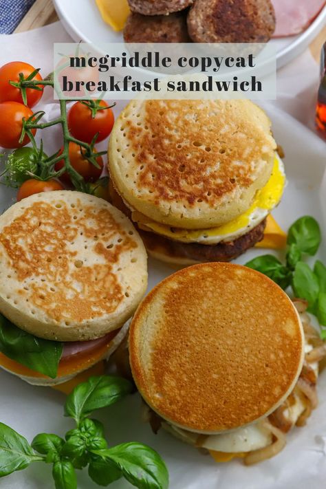 Our McGriddle copycat breakfast sandwiches are great for a quick back-to-school breakfast or weekend grab-and-go idea. We made these sandwiches using fried eggs, savory sausage, crispy, thick-cut bacon paired with mini pancakes and brushed with maple syrup. Copycat Breakfast, Sausage Egg Sandwich, Pancake Sandwich, Freezable Breakfast, Pancake Sausage, Bacon Grill, Freeze Pancakes, Egg Sandwich Breakfast, Buttermilk Pancakes Fluffy