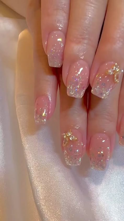 Eye Nail Art, Fake Nails Designs, Hippie Nails, Gel Nail Art Designs, Gel Nails Diy, Simple Gel Nails, Nails Design With Rhinestones, Blush Nails, Fall Acrylic Nails