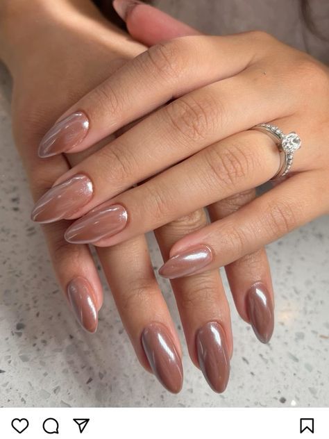 Nail Inspo Fall, Ongles Beiges, White Chrome Nails, Nails Chrome, Viral On Tiktok, Eye Nails, Beige Nails, Casual Nails, Shiny Nails