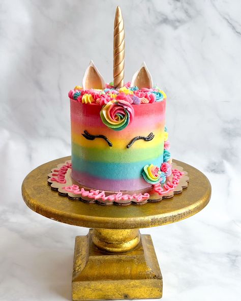 Sparkly rainbow unicorn cake for a 4th birthday party! 🦄 It’s been too long since I made a unicorn cake, I almost forgot how cute they are 🤗 Thank you @shannon_pilarski for the ears & horn (aka the most important component)!! ✨ @frostartisanbakery #frostartisanbakery #buffalony #bakery#buffalobakery #buffalo #buffalo716 #cake #cakes #unicorn #unicorncake #cakedecorating #rainbow #rainbowcake #rainbowunicorncake #unicornparty #birthdaycake #instacakes #cakesofinsta #cakesofinstagram #cakesta... Unicorn Shaped Cake, Unicorn Cakes For Girls Birthday, Rainbow Unicorn Birthday Cake, Cakes Unicorn, Unicorn Rainbow Cake, Unicorn Cake Design, Rainbow Unicorn Cake, Autumn Birthday, 4th Birthday Party