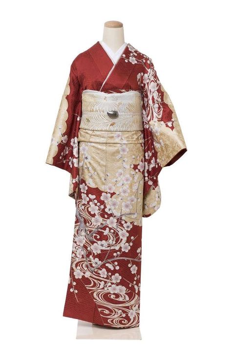 Yukata Women, Pretty Kimonos, Japanese Traditional Clothes, Japanese Traditional Clothing, Cute Kimonos, Manga Clothes, Kimono Japan, Red Kimono, Traditional Japanese Kimono