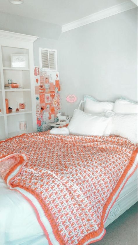 Bedrooms Preppy, Preppy Room Ideas, Preppy Room Aesthetic, Pfp Preppy, Bedroom Preppy, Preppy Summer Outfit, Preppy Pictures, Preppy Pfp, Wallpaper Preppy