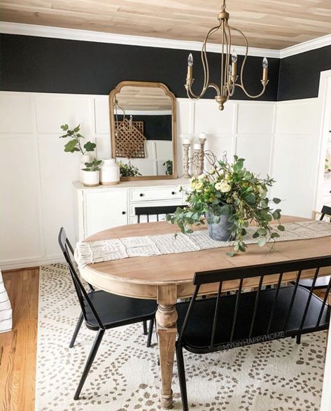 beautiful! Wood Plank Ceiling, Modern Farmhouse Dining Room, Plank Ceiling, Modern Farmhouse Dining, Dining Room Remodel, Style Deco, Board And Batten, Dining Room Inspiration, Farmhouse Dining Room