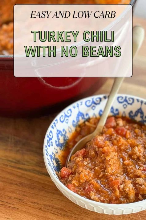 This easy, low carb turkey chili with no beans will become your new favorite low carb chili recipe. Packed with lean protein and tons of flavor from seasonings and fresh vegetables, it is as delicious as it is healthy for you. Turkey Chili Recipe No Beans, No Bean Turkey Chili, Chili With No Beans, Ground Turkey Chili Recipe, Traditional Chili Recipe, Healthy Chili Recipe Turkey, Low Carb Chili Recipe, Ground Turkey Chili, Turkey Chili Recipe