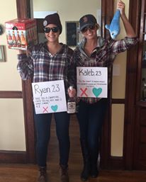 DIY Guys on Tinder Halloween Costume Halloween Costumes Diy Couples, Diy Haunted House Props, Diy Halloween Games, Diy Halloween Costumes Easy, Diy Halloween Projects, Halloween Face Mask, Easy Diy Halloween, Black Halloween, Halloween Games