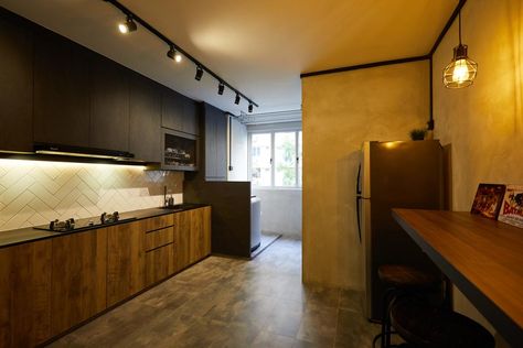 Check out this Industrial-style HDB Kitchen and other similar styles on Qanvast. Industrial Theme Kitchen, Renovation Ideas Kitchen, Hdb Kitchen, Hdb Renovation, Industrial Living Room Design, Singapore Interior Design, Industrial Cafe, Singapore Interior, Interior Design Singapore