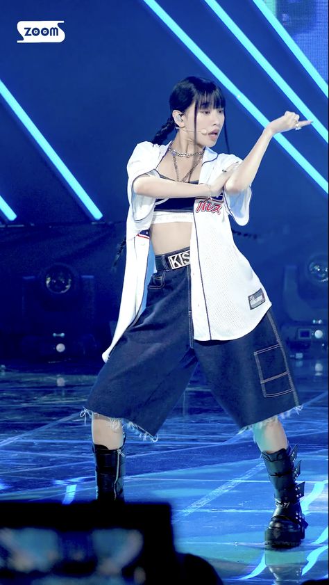 Natty Sugarcoat Outfit, Kpop Shorts Outfit, Kiss Of Life Shhh Outfit, Kiss Of Life Outfit Inspired, Pop Dance Outfits, Natty Kiss Of Life Outfit, Kiss Of Life Stage Outfits, Natty Sugarcoat, Natty Outfit