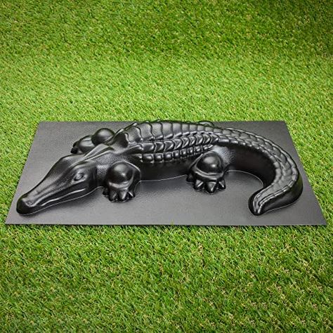 Crocodile Statue, Paving Diy, Statue For Garden, Concrete Molds Diy, Paver Molds, Stepping Stone Molds, Concrete Mold, Cement Molds, Stepping Stones Diy