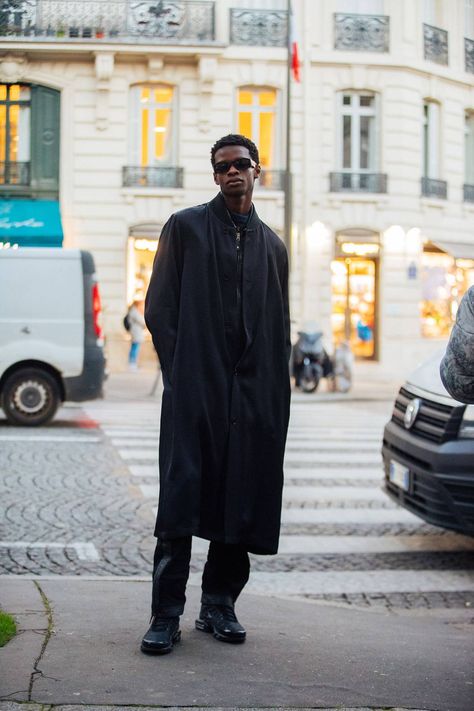 Fall Winter Street Style, Alton Mason, Winter Street Style, Street Style Paris Fashion Week, Minimalist Street Style, Paris Fashion Week Men, Winter Street, Romantic Goth, Street Style Outfits Men