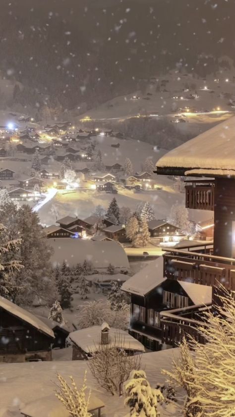 vacationsfocus on Instagram: Let it snow..☃️(📷: @SennaRelax) Snowy nights in Switzerland ❄️ Who would you stay in this village with...? #VacationsFocus #letitsnow… Beautiful Winter Pictures, Reels Instagram, Animated Christmas, Winter Scenery, Winter Is Here, Beautiful Sights, Snow Scenes, Winter Pictures, Christmas Scenes