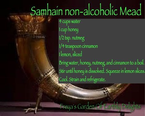 Samhain Recipes, Tea Witch, Viking Food, Mead Recipe, Samhain Ritual, Wicca Recipes, Kitchen Witch Recipes, Samhain Halloween, Spell Books