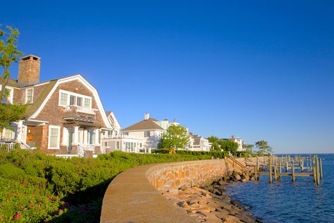 The Best Small Coastal Towns in New England Marblehead Lighthouse, Grand Isle, Beach Towns, Beach Vacations, Davao, North Beach, Beach Living, Coastal Towns, Historical Architecture