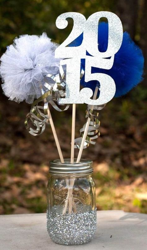 Shabby chic graduation party ideas thank you, graduation party ideas mason jars, graduation party ideas centrepiece #graduationpartyideas #graduation #gradparty #MasonJars #DIY Senior Graduation Party, Graduation Party High, Sport Decor, Graduation Open Houses, Graduation Tables, Graduation Party Centerpieces, Graduation Party Planning, College Graduation Parties, High School Graduation Party