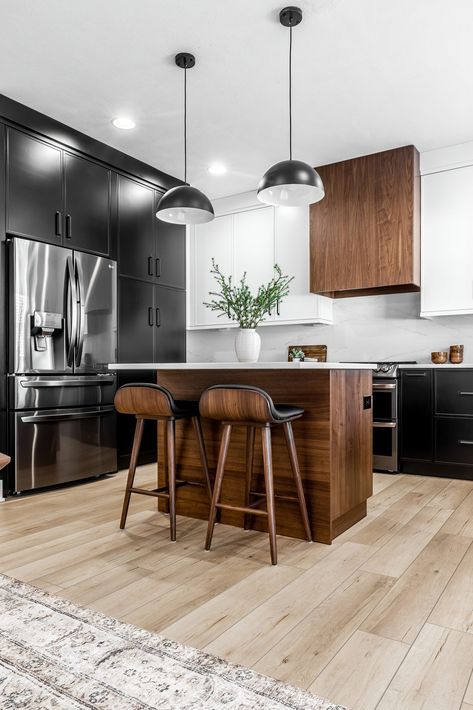 Modern High Contrast Kitchen – CKF Black White Wood Interior, Midcentury Modern Kitchen Cabinets, High Contrast Kitchen, Brown Kitchen Paint, Brown Kitchen Inspiration, Kitchen Cabinets Black And White, Contrast Kitchen, Matte Black Fixtures, Modern Walnut Kitchen