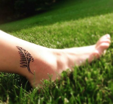 Fern ankle tattoo Fern Bracelet Tattoo, Fern Ankle Tattoo, New Zealand Fern Tattoo Design, Nz Fern Tattoo, Nz Silver Fern Tattoo, Arm Wrap Tattoo, Cage Tattoos, Fern Tattoo, Wrap Tattoo