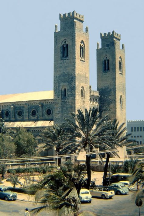 Vintage Somalia, Mogadishu Somalia, Somali Culture, Catholic Churches, Africa Map, Modern City, World Cultures, East Africa, Africa Travel