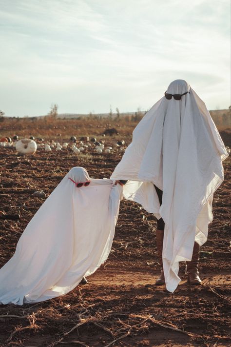 mommy & me sheet ghosts in the pumpkin patch more at @kourtneyjonesphotography on instagram Kourtney Jones Photography on facebook Sheet Ghosts, Ghost Pics, Sheet Ghost, Ghost Pictures, Ghost Pumpkin, Mommy And Me, Pumpkin Patch, Ghost, Halloween