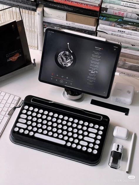 Ipad And Keyboard Setup, Electronics Aesthetic, Study Desk Decor, Tech Aesthetic, Iphone Obsession, Gaming Room Setup, Cool Tech, Too Cool For School, Room Setup