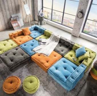 Living room floor cushions big pillows 58 Ideas #livingroom #jhauck573 Living Room Floor Cushions, Floor Pillows Living Room, Big Floor Pillows, Floor Cushions Living Room, Kids Floor Cushions, Floor Seating Living Room, Chill Lounge, Low Seating, Big Cushions