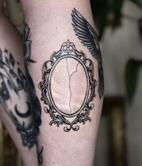 Old Picture Frame Tattoo, Scrying Mirror Tattoo, Gothic Hourglass Tattoo, Victorian Era Tattoo, Victorian Aesthetic Tattoo, Ghost In Mirror Tattoo, American Traditional Mirror Tattoo, Objects In The Mirror Tattoo, Victorian Style Tattoo Sleeve