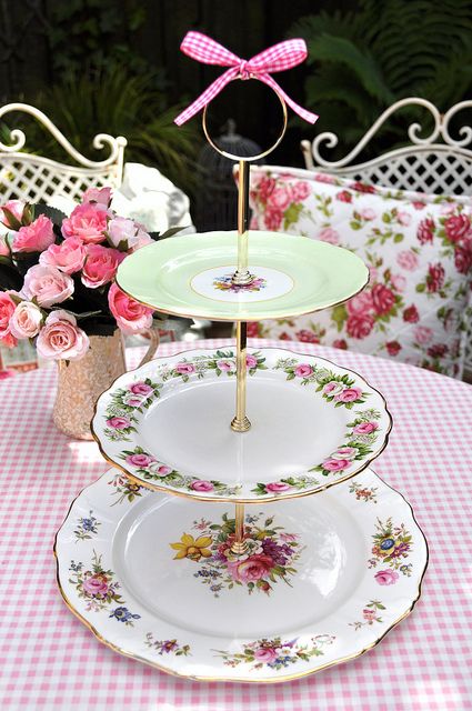 Pink Roses Cake, Pink Rose Cake, Three Tier Cake Stand, Roses Cake, Three Tier Cake, Fruit Plates, Patterned Cake, Snack Plates, Vintage Cake Stands