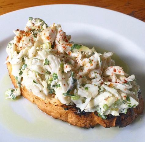 Crab Brunch Recipes, Crab Toast Recipe, Coastal Recipes, Lump Crab Recipes, Lump Crab Meat Recipes, Crab Toast, Roasted Avocado, Honey Buzzard, Jumbo Lump Crab