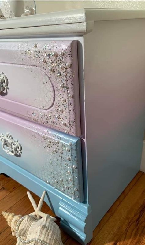 Mermaid Furniture Diy, Mermaid Room Aesthetic, Mermaid Dresser, Mermaid Furniture, Mermaid Room Ideas Kids, Mermaid Themed Bedroom, Mermaid Bedroom, Mermaid Room, Whimsical Furniture