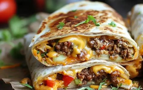 Crunchy Cheeseburger Wrap, Delicious Recipe - Easy & Tasty Crunchy Cheeseburger Wraps, Cheeseburger Wrap, Hamburger Meals, Cheeseburger Wraps, Taco Wraps, Beef Wraps, Kitchen Favorites, Burger Meat, Taco Seasoning Packet